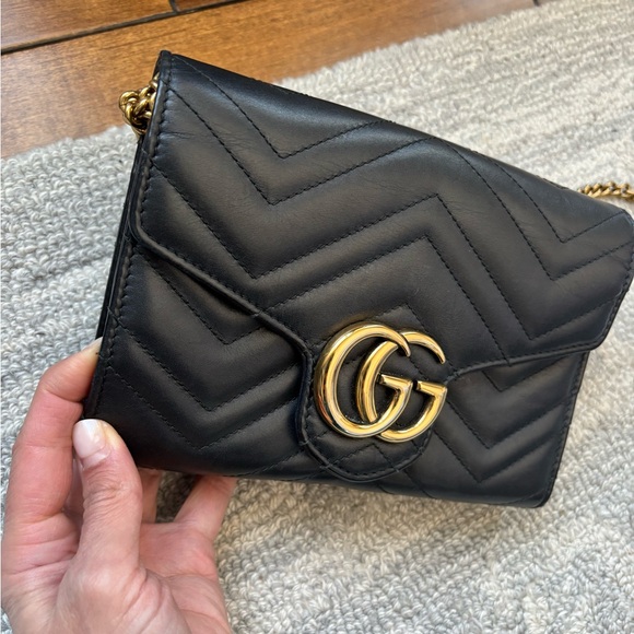 Authentic Gucci Marmont GG Chevron Quilted Leather Black Bag - Picture 15 of 16